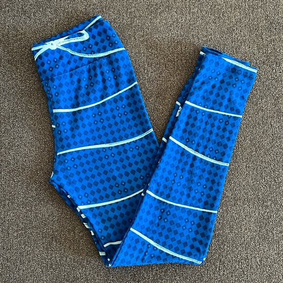 LuLaRoe leggjngs OS - Picture 1 of 6